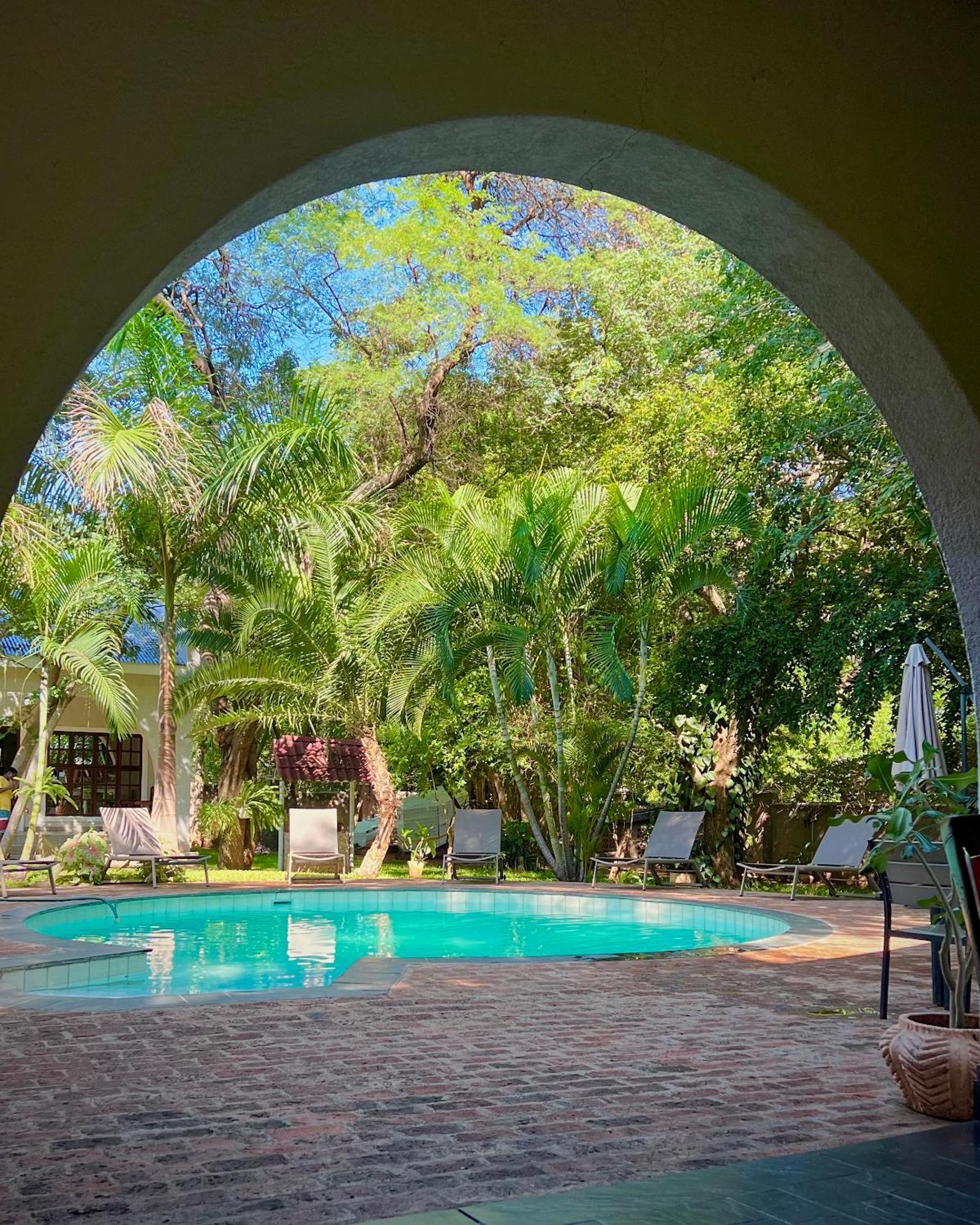 Jacaranda Lodge Air Terjun Victoria Bagian luar foto